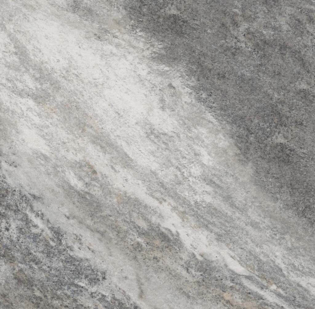 Caverna Magma Indoor R11 24x24 Por