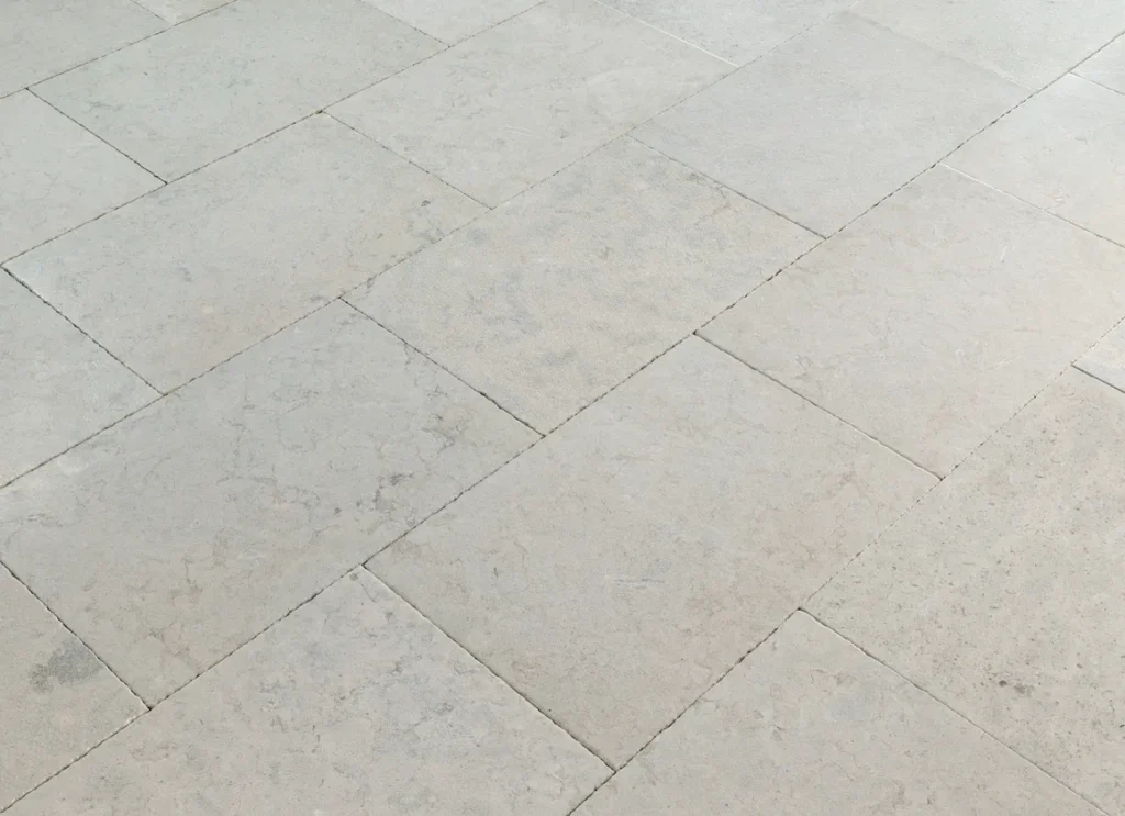 Limestone 16 x 24 Vintage Finish gascogne blue sample