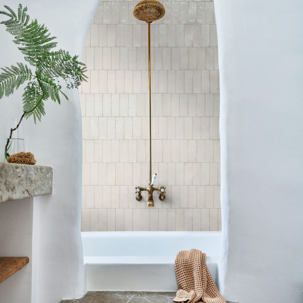 Rice Grigio bathrooms sample bathtub surround
