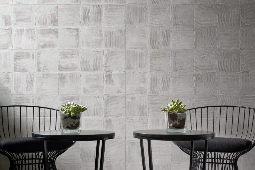 SYNERGY™ 16 x 47 gray plaster sample