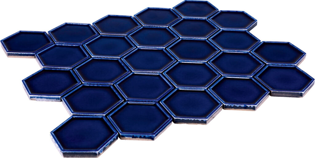 DAL_AR19_2-5_FramedHex_Msc_Sapphire_GL_Angle