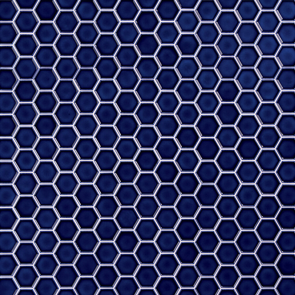 DAL_AR19_2-5x2-5_FramedHex_Msc_Sapphire_GL_LivePanel_01