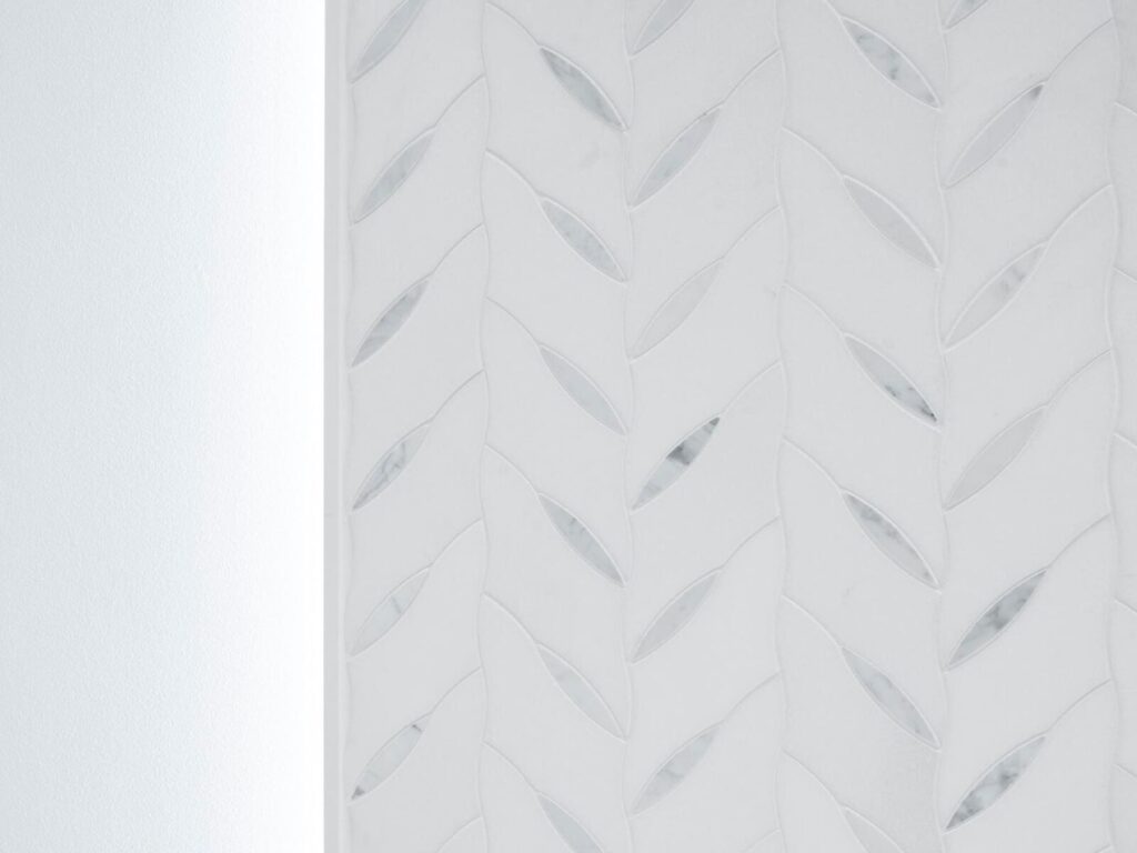 Essential Spike Thassos 13X10 wall sample