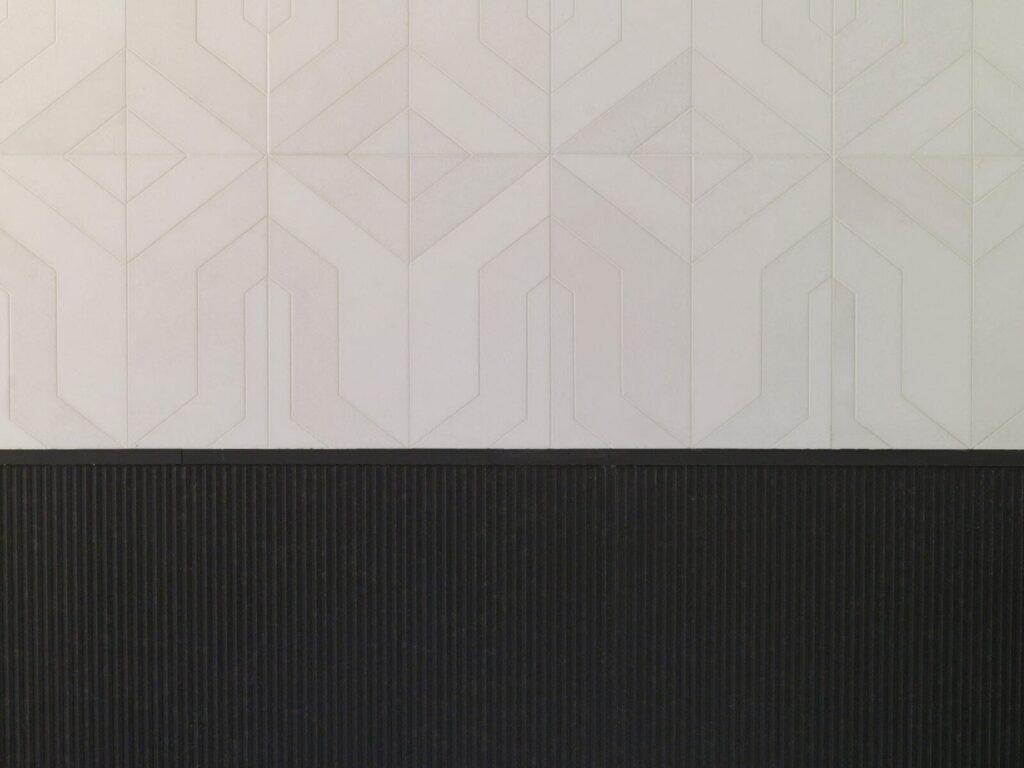 Focus White 11X11 wall sample