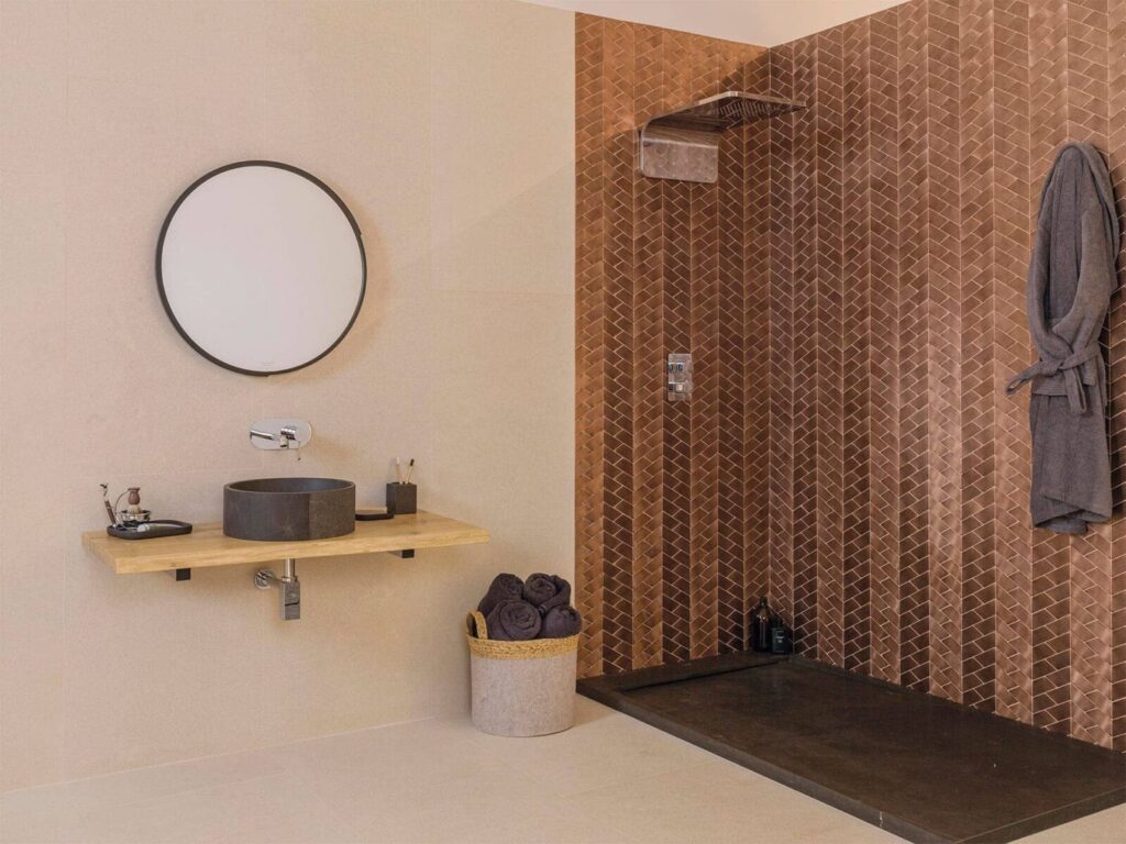 Gravity Aluminium Trace Copper 9X11 shower wall sample