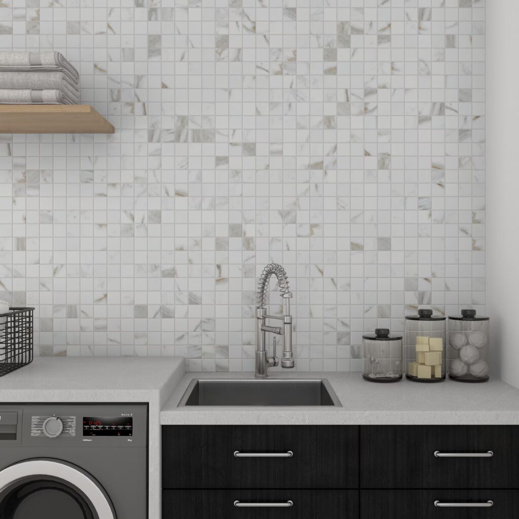 Marble Attaché 2 x 2 Mosaic wall sample in calacatta