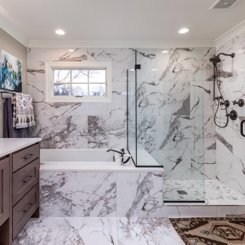 Marble Attaché 24 x 48 Satin Calacatta sample