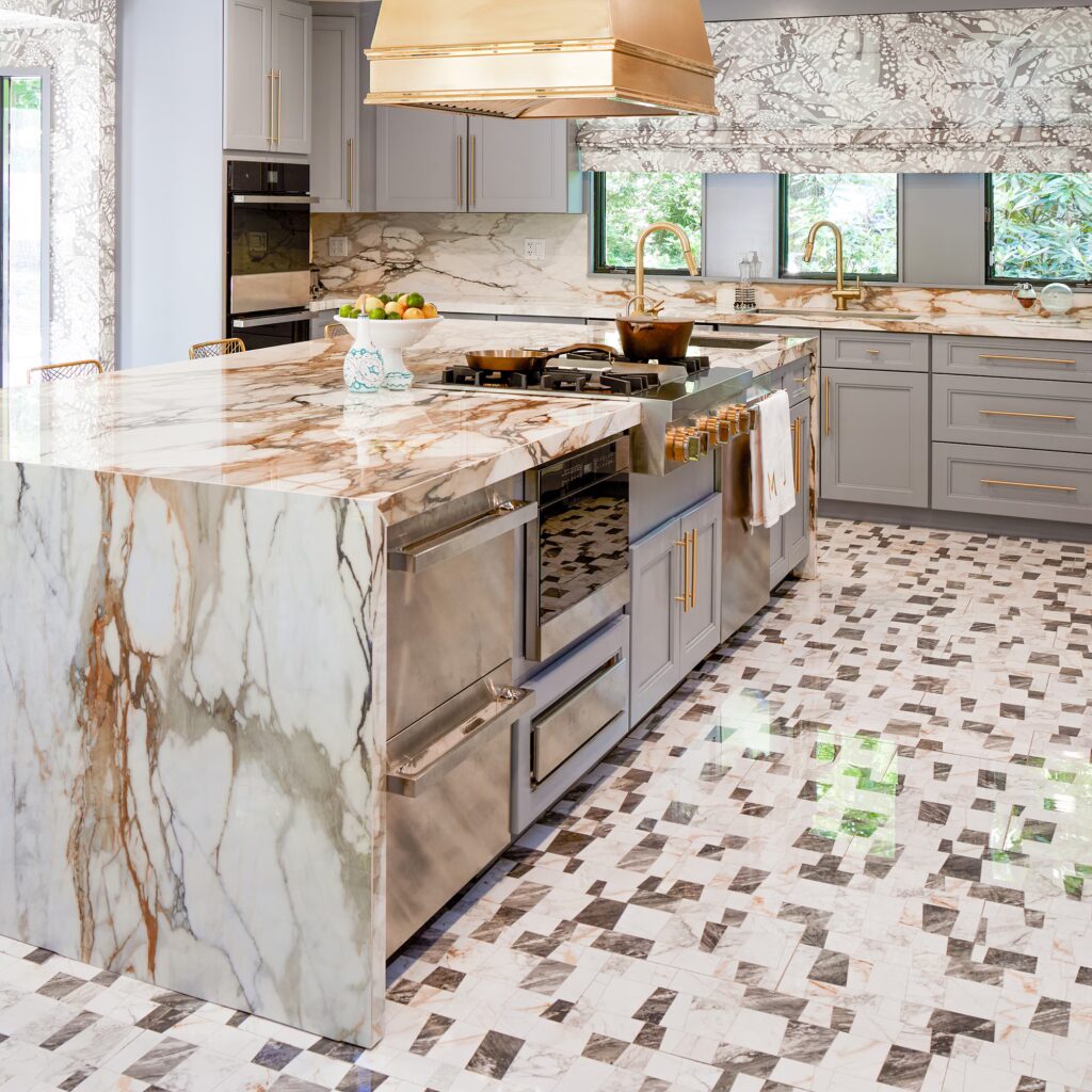 Marble Attaché Lavish Moderna Deco Mosaic kitchen floor sample