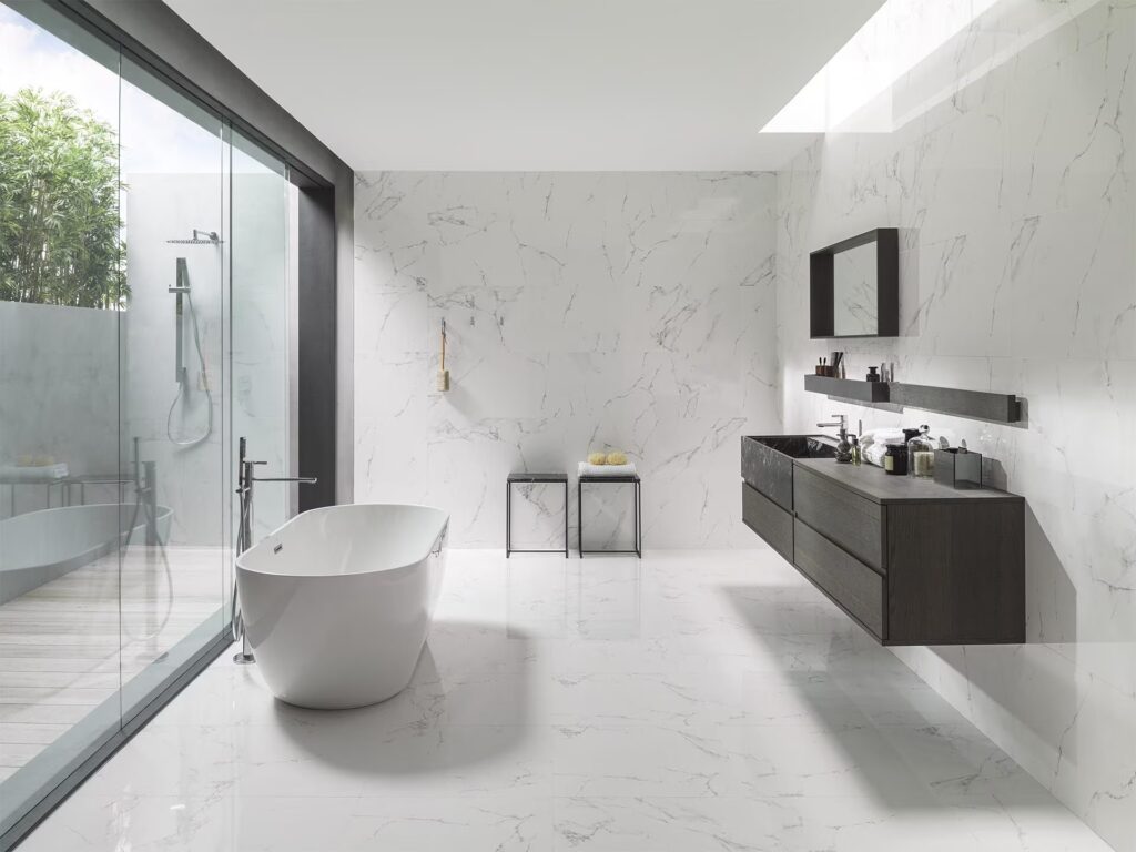 Marmol Carrara Blanco 18X47 bathroom sample