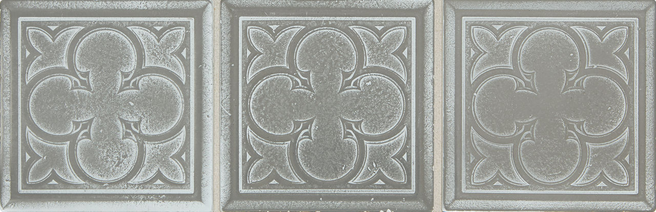 Vintage Metals 4″ X 4″ Clover