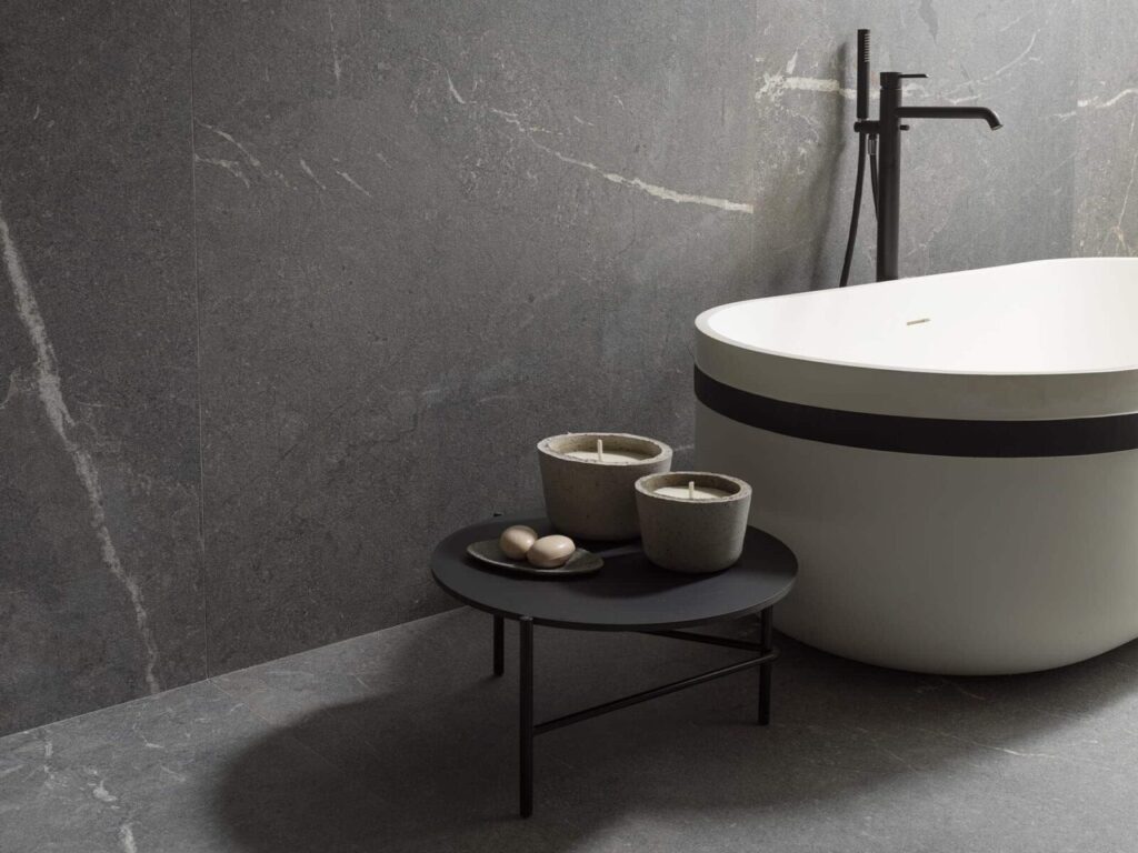 Lucerna Silver 47X47 bathroom sample