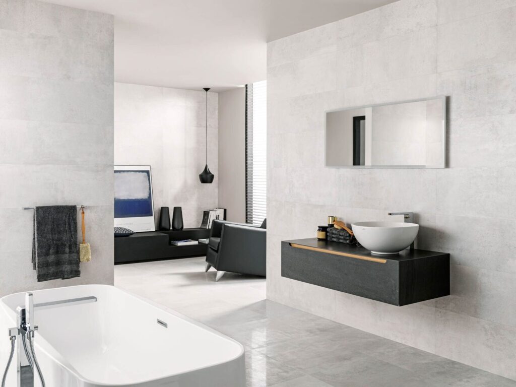 Metropolitan Silver 18X47 bathroom sample