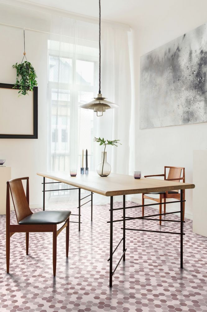 Stoneblend XL Loft 11.25 x 11.25 kitchen floor sample