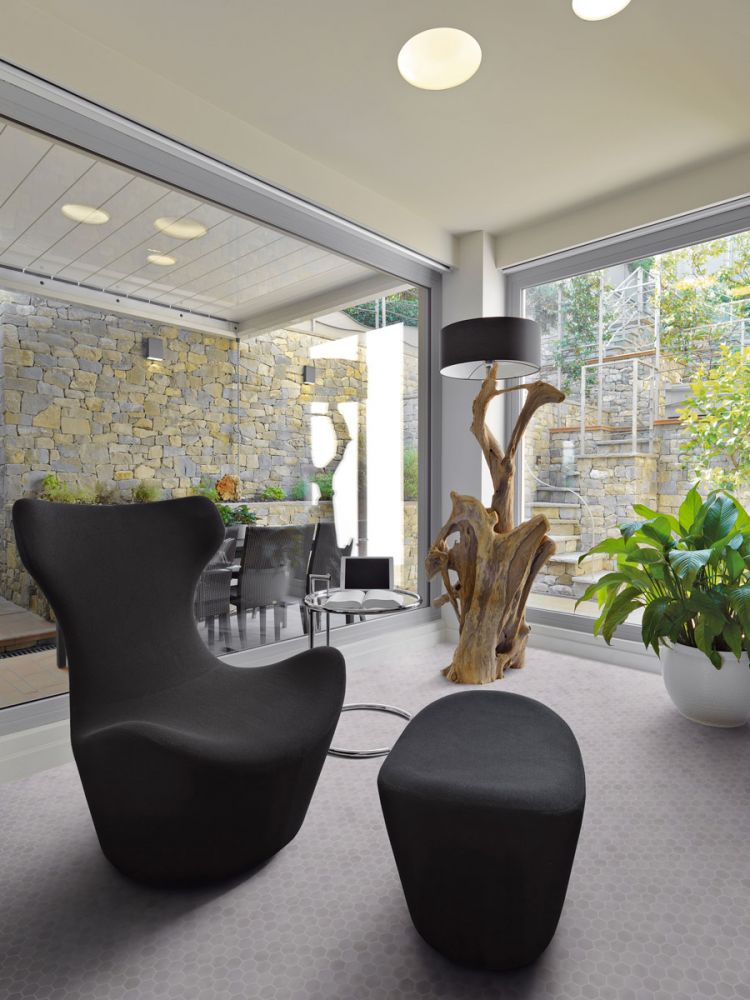 Stoneglass XL Gainsboro 11.25 x 11.25 floor sample