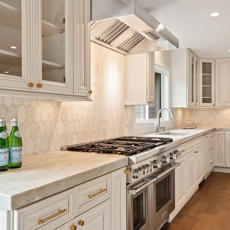 Completa Lotus Calacatta Gris Kitchen05