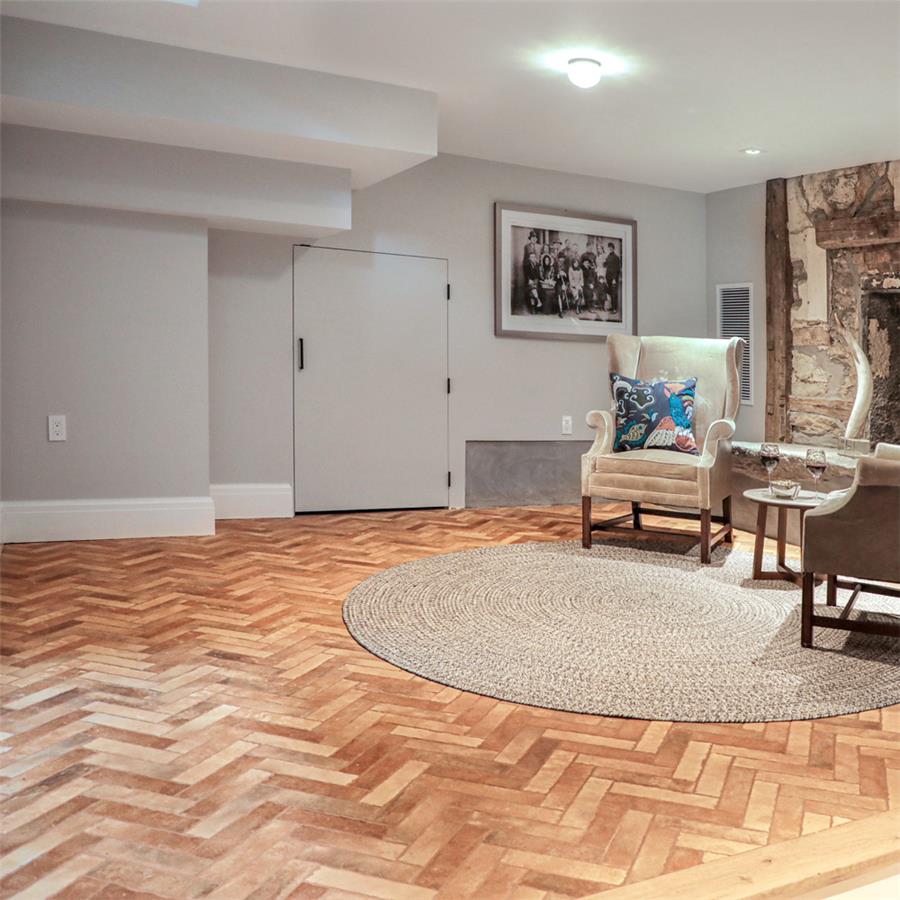 Americana Boston Brick North East 2-1:2x9-7:8 Roomscene07