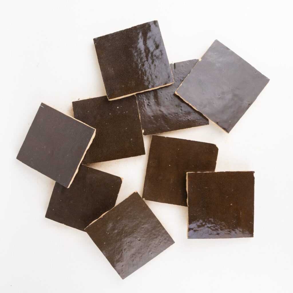 Espresso-Noire-4x4-view2