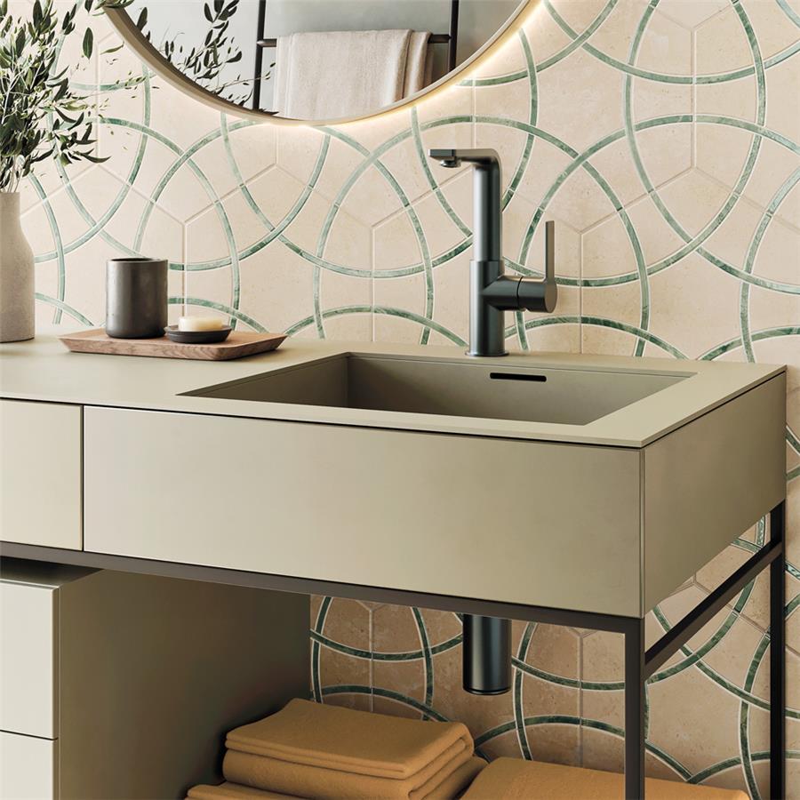 Bari Hex Travertino Jungle 11-1:4x13 Roomscene02