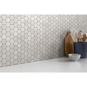 METRO 2X2:12X12 CREAM HEX MIX MOSAIC Roomscene02
