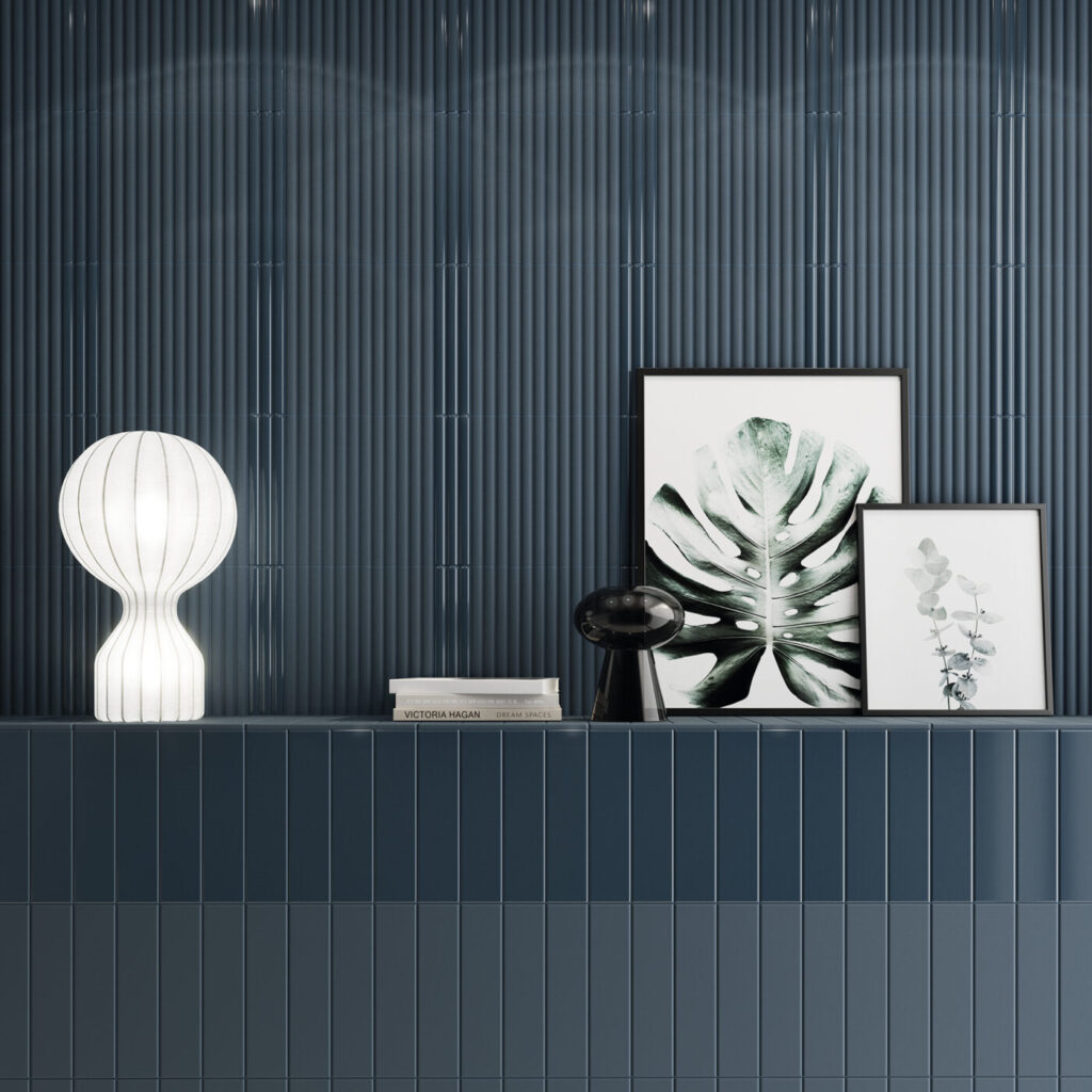 Match Curved 2.5 x 10 midnight blue wall sample