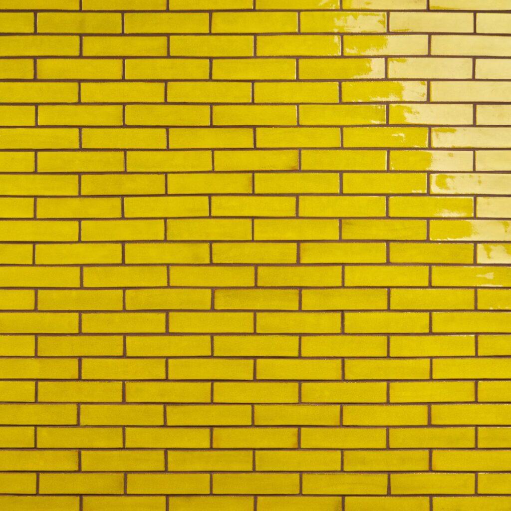 Emery Yellow 2X8 Layout01